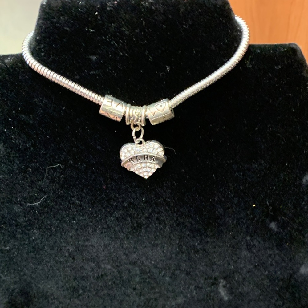 NaNa Rhinestone Heart Charm Bracelet